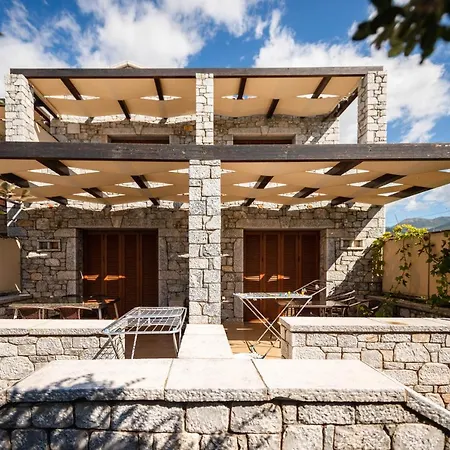 Διαμέρισμα Mani Selinitsa Art Koloveas