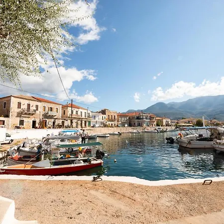 Mani Selinitsa Art Koloveas Agios Nikolaos (Mani)