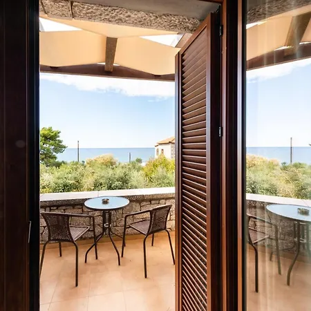 Mani Selinitsa Art Koloveas