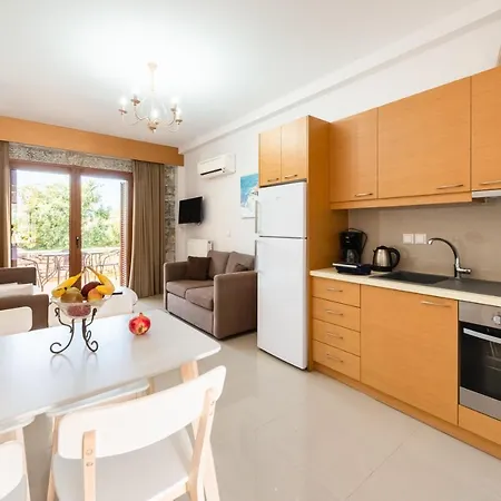 Mani Selinitsa Art Koloveas *