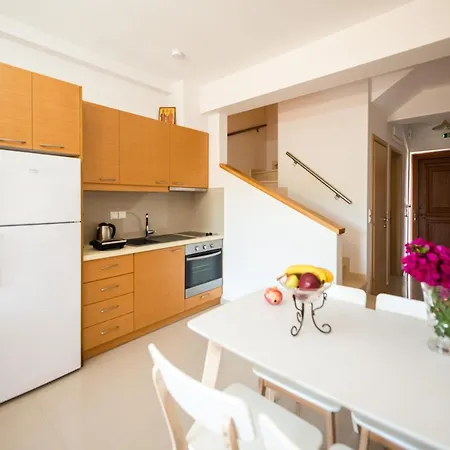 Mani Selinitsa Art Koloveas Apartamento