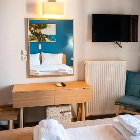 Mani Selinitsa Art Koloveas *