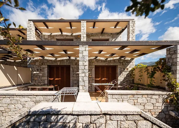 Apartment Mani Selinitsa Art Koloveas