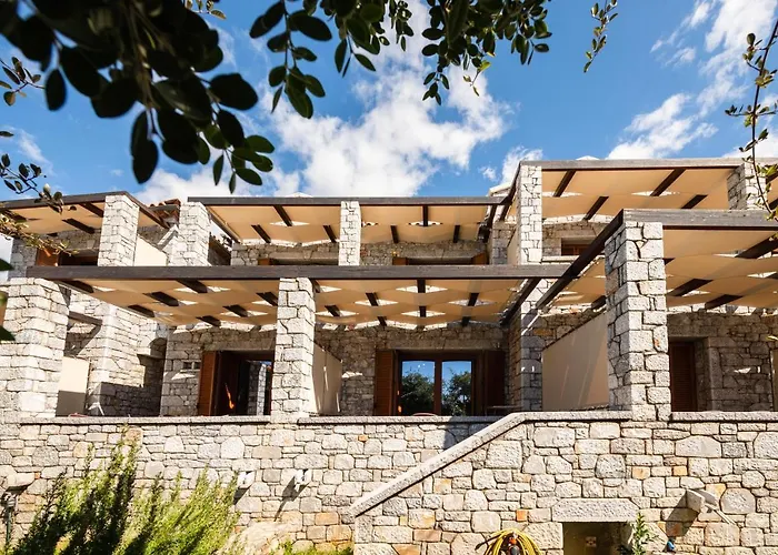 Mani Selinitsa Art Koloveas