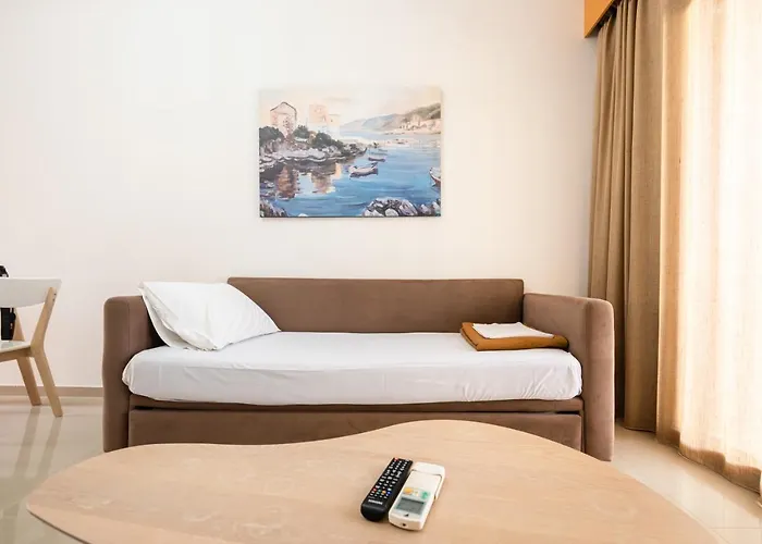 Apartment Mani Selinitsa Art Koloveas