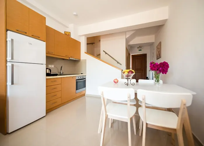 Mani Selinitsa Art Koloveas Agios Nikolaos (Mani)