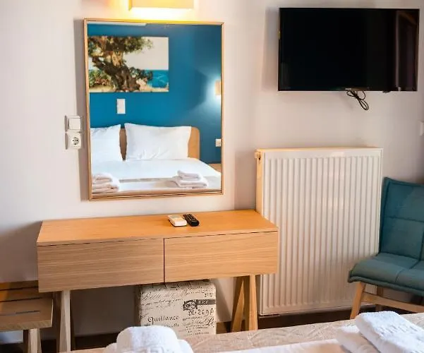 Mani Selinitsa Art Koloveas *